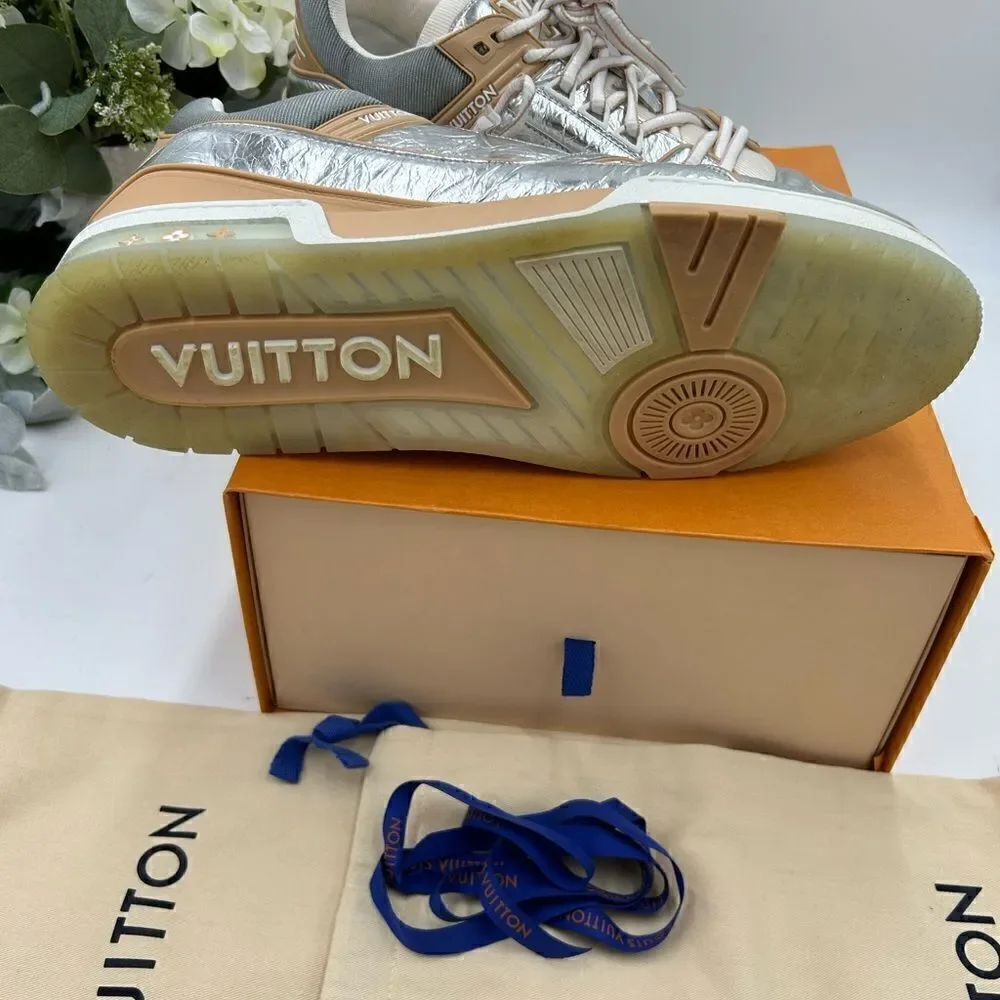 Louis Vuitton comes original